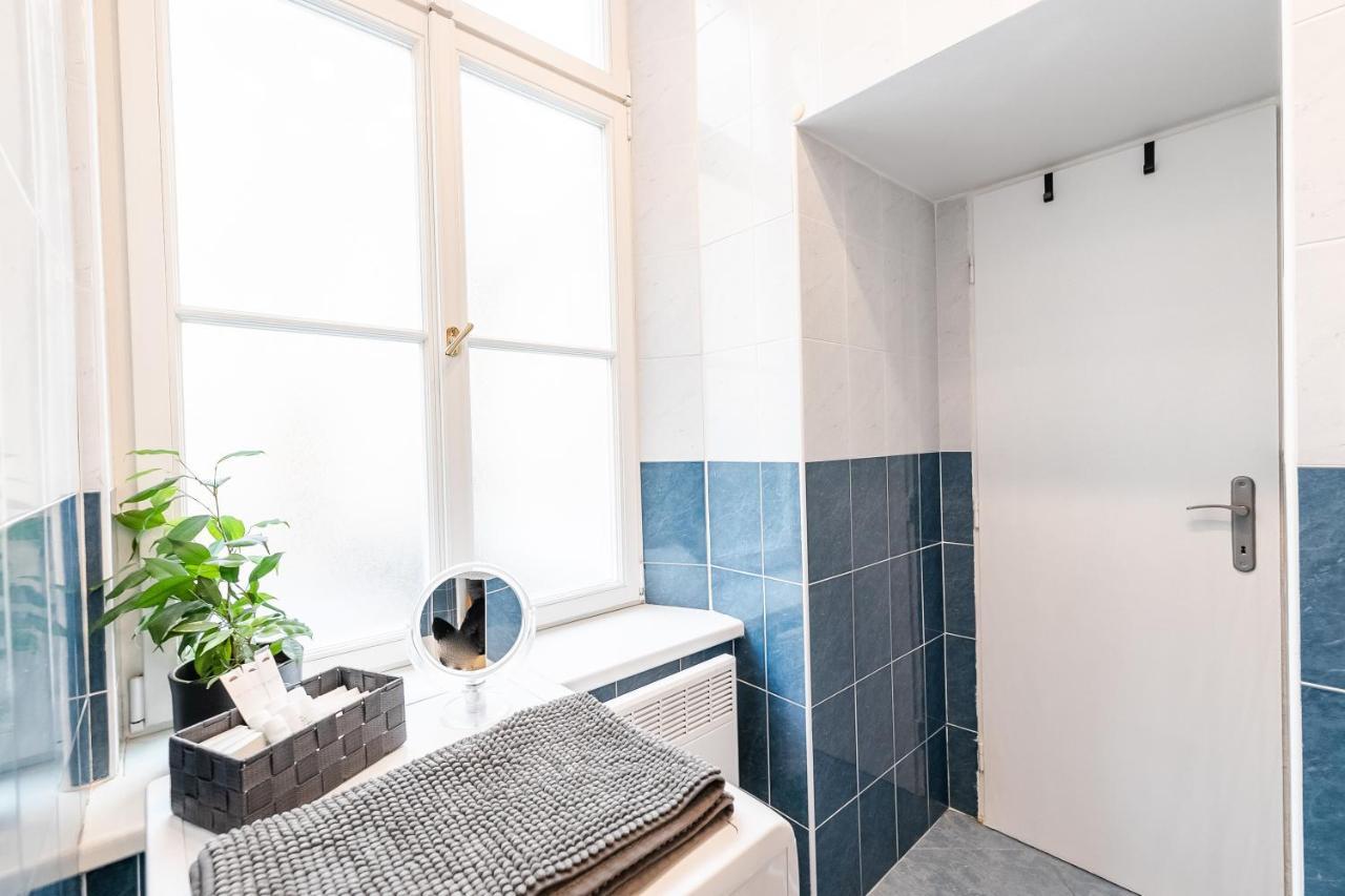 Letna Apartment *